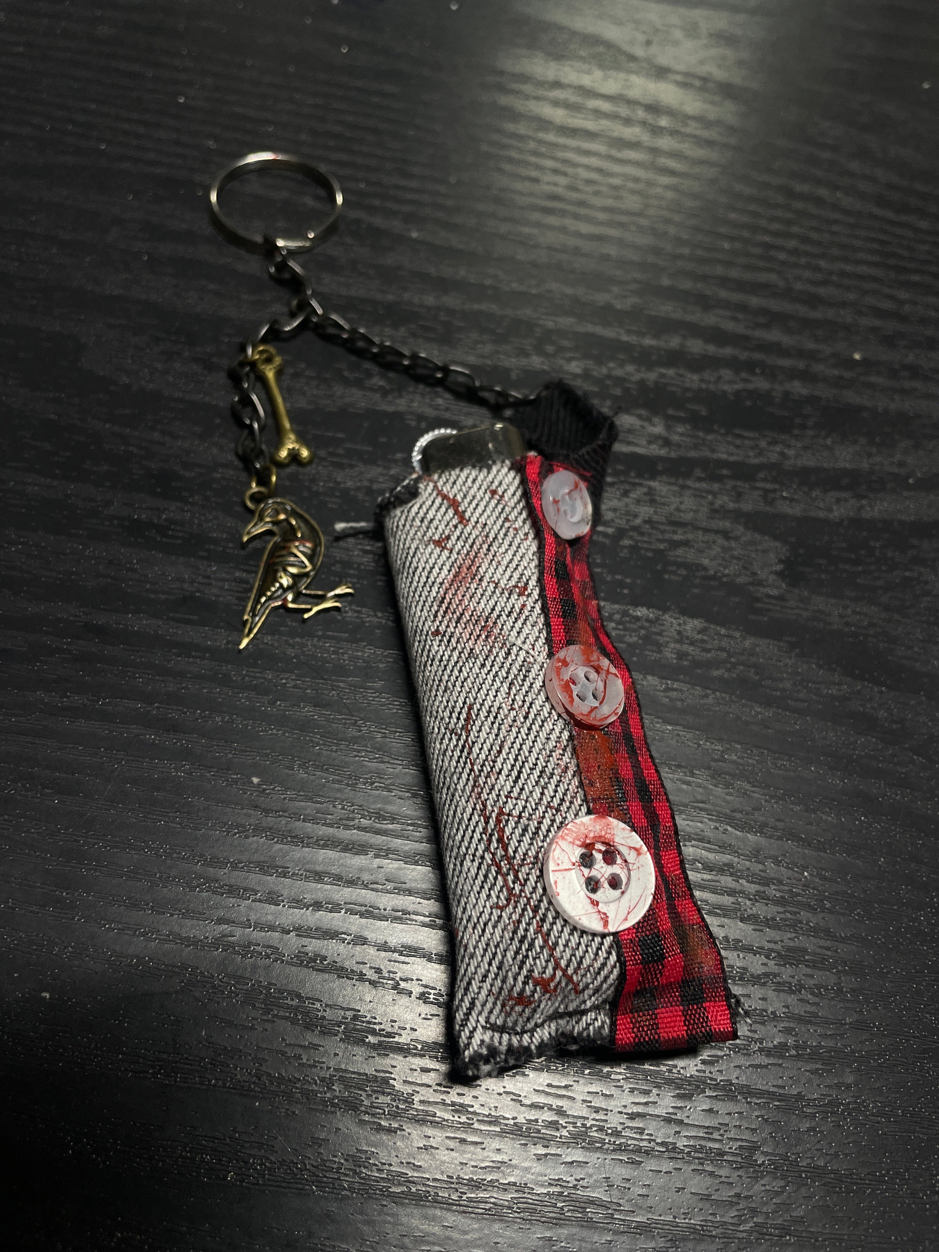 Buttoned up lighter case